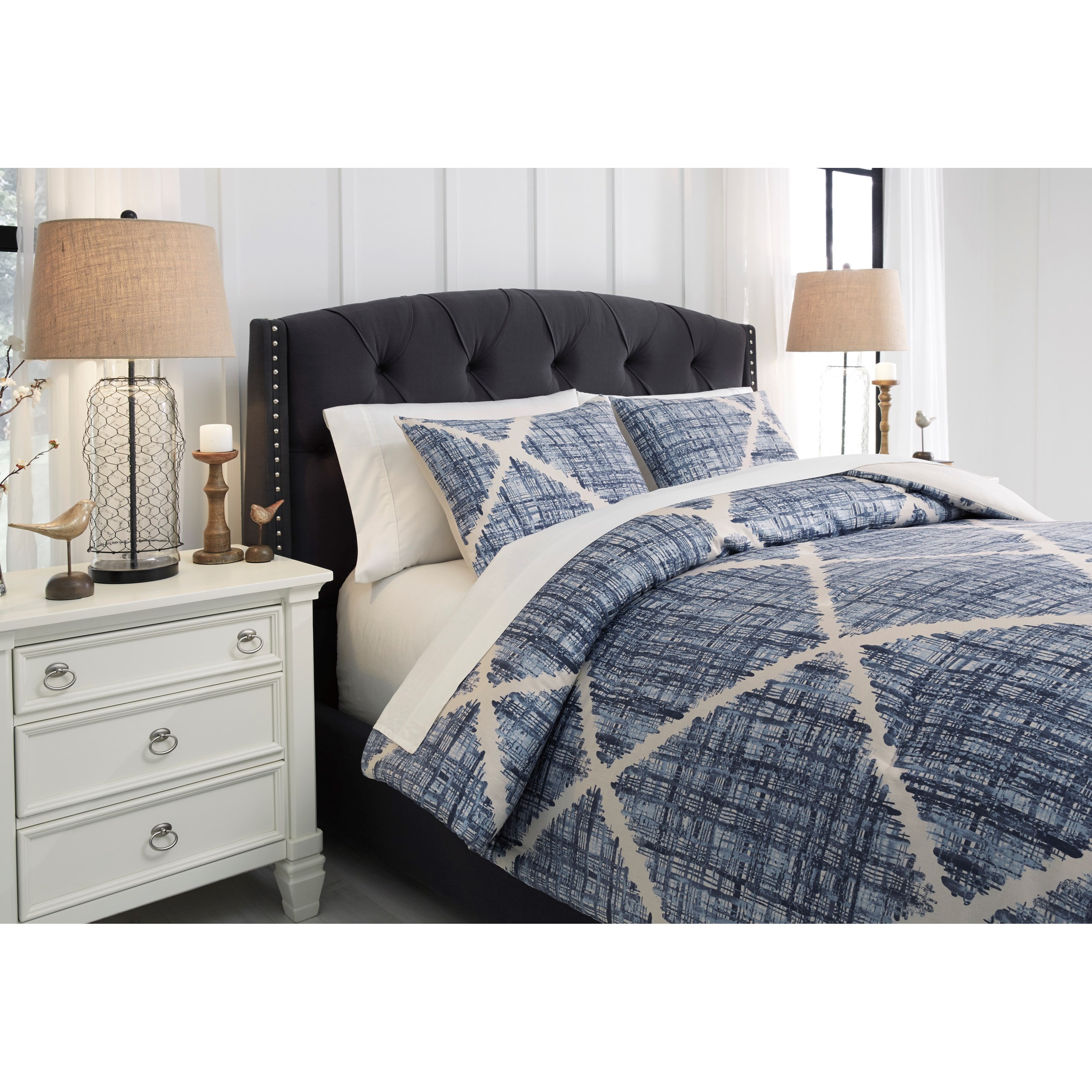 Cream outlet king comforter